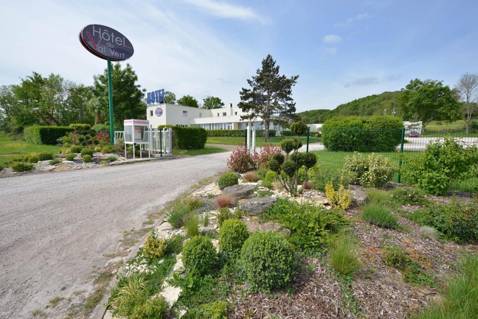 Hotel Du Val Vert Pouilly-en-Auxois Exterior photo